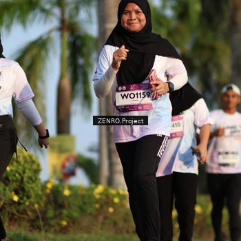Runner Photo 7720717