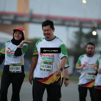Runner Photo 7720721
