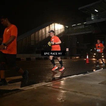 Runner Photo 7720725