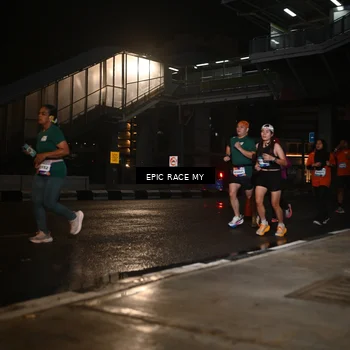 Runner Photo 7720736
