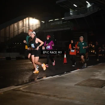 Runner Photo 7720742