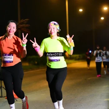 Runner Photo 7720754