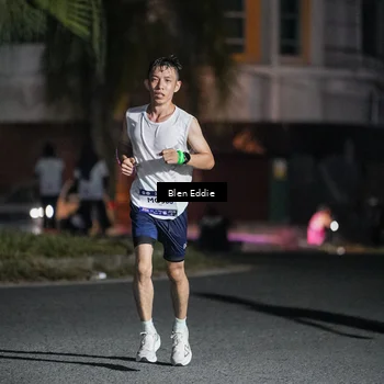 Runner Photo 7720763