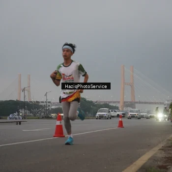 Runner Photo 7720785