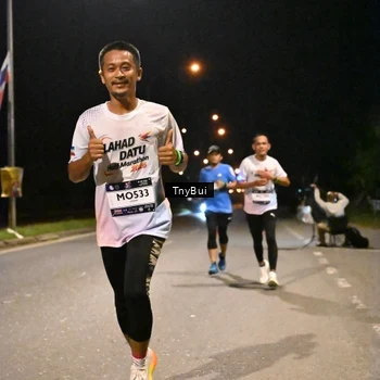 Runner Photo 7720801