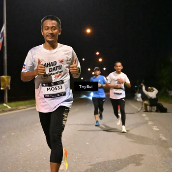 Runner Photo 7720812