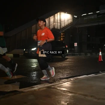 Runner Photo 7720815