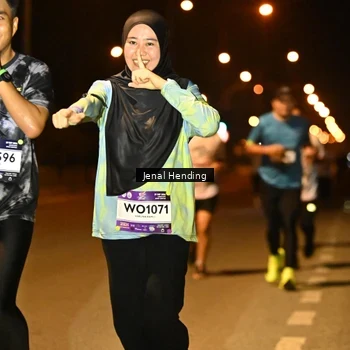 Runner Photo 7720824