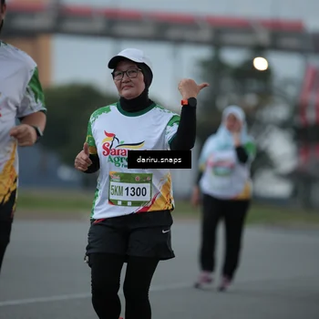 Runner Photo 7720832