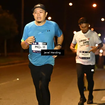 Runner Photo 7720846