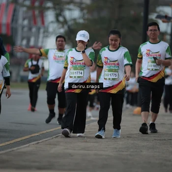 Runner Photo 7720861