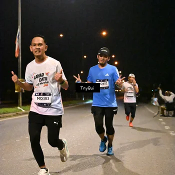 Runner Photo 7720876