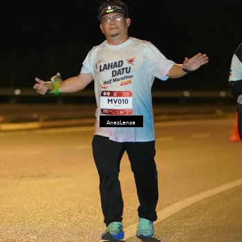 Runner Photo 7720884