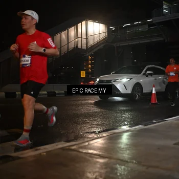 Runner Photo 7720887