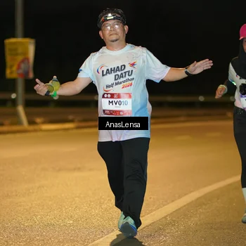 Runner Photo 7720888