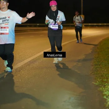Runner Photo 7720891