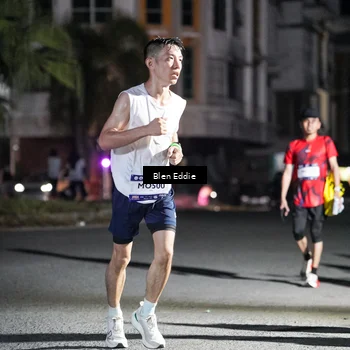 Runner Photo 7720931