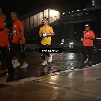 Runner Photo 7720932