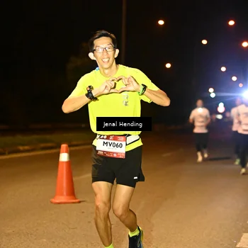 Runner Photo 7720945