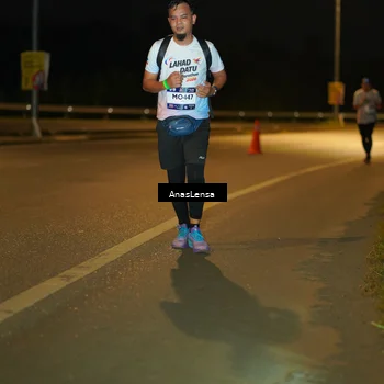 Runner Photo 7720949