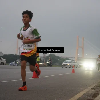 Runner Photo 7720958