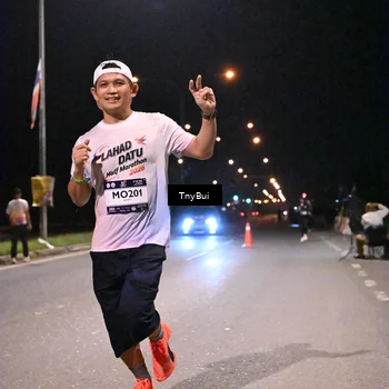 Runner Photo 7720959