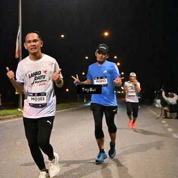 Runner Photo 7720995