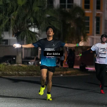 Runner Photo 7721005