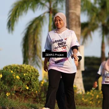 Runner Photo 7721015