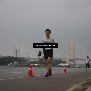 Runner Photo 7721016