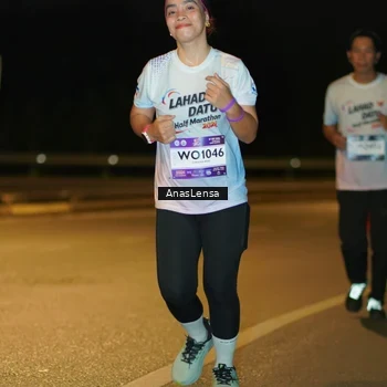 Runner Photo 7721022