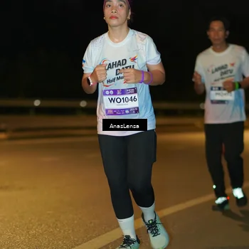 Runner Photo 7721023