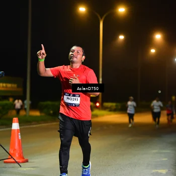 Runner Photo 7721026