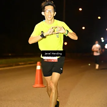 Runner Photo 7721028