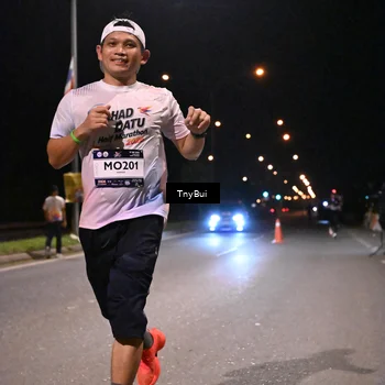 Runner Photo 7721029
