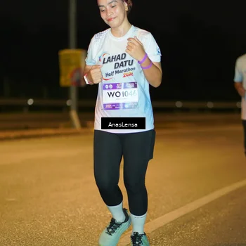 Runner Photo 7721033