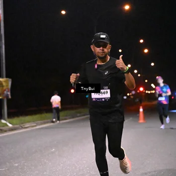 Runner Photo 7721034