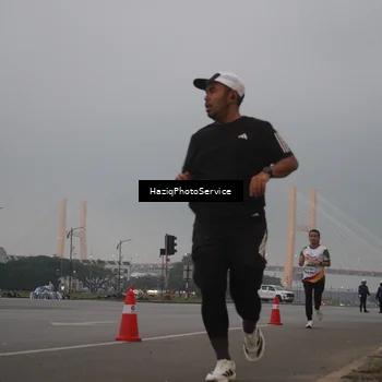 Runner Photo 7721038