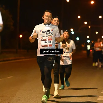 Runner Photo 7721045