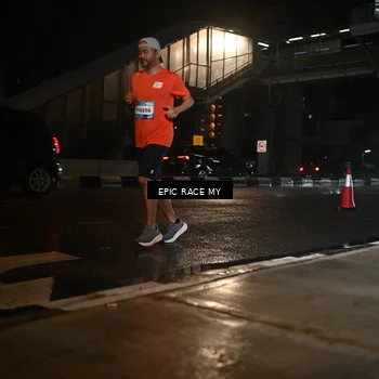 Runner Photo 7721057