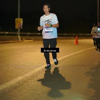 Runner Photo 7721063