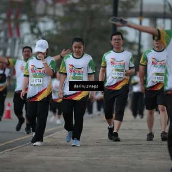 Runner Photo 7721064