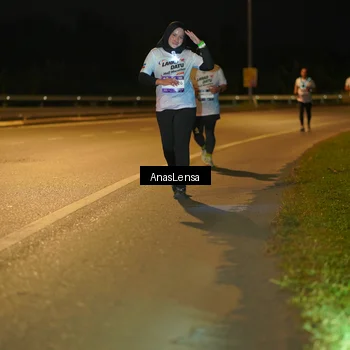 Runner Photo 7721087