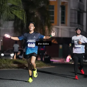 Runner Photo 7721089