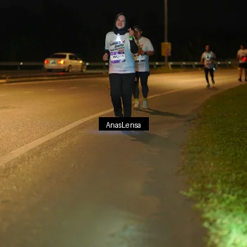 Runner Photo 7721095