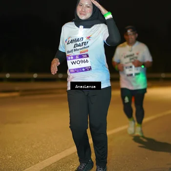 Runner Photo 7721100