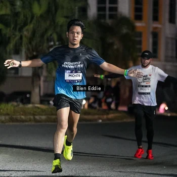 Runner Photo 7721115