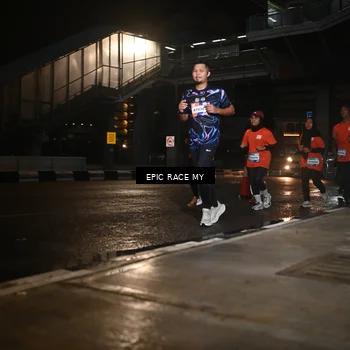 Runner Photo 7721127
