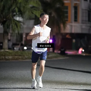 Runner Photo 7721134