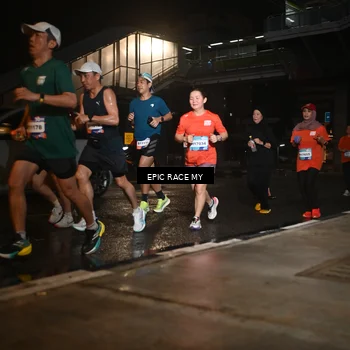 Runner Photo 7721143